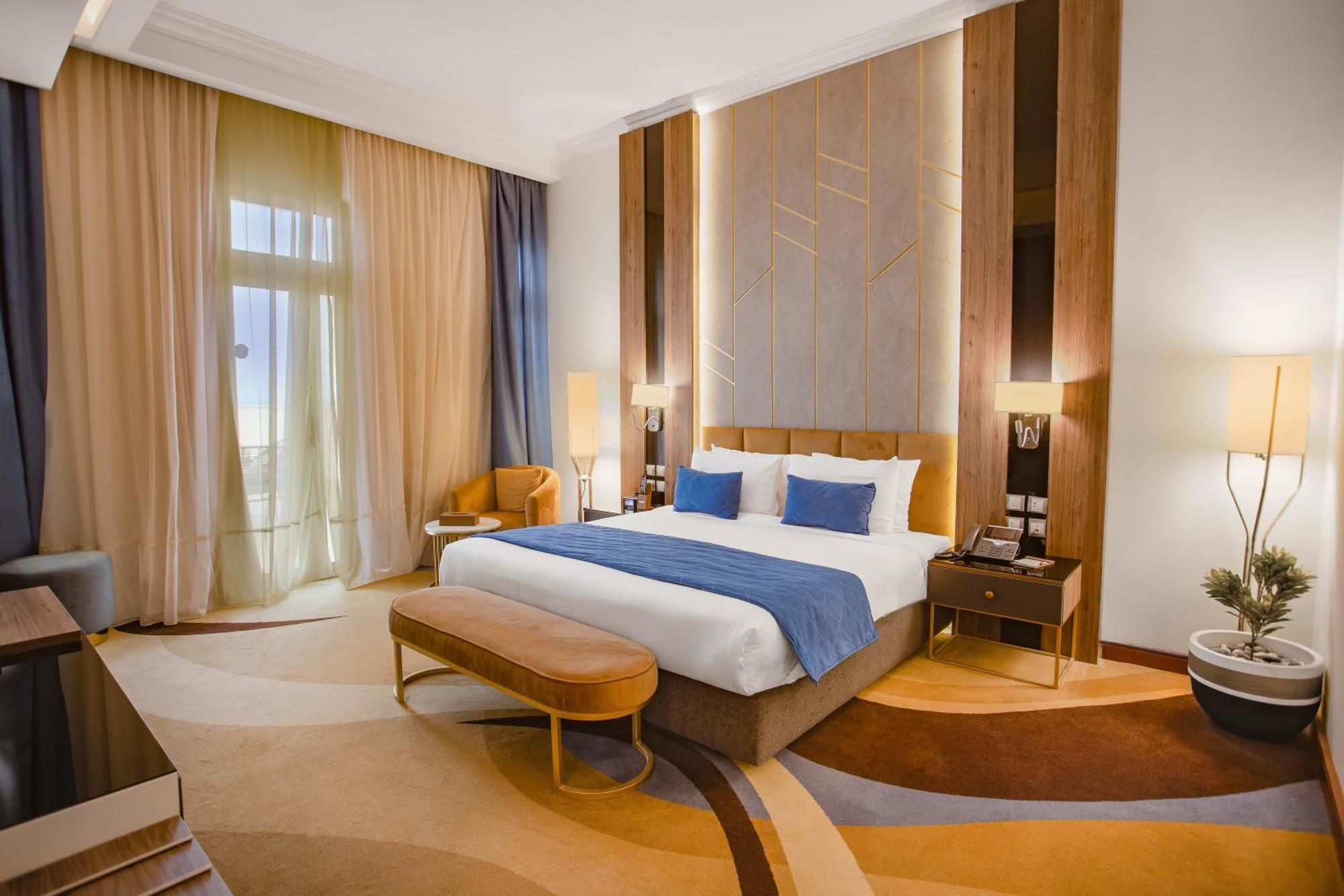 עיין סוחנה Tolip Resort El Galala Hills מראה חיצוני תמונה A bedroom at the hotel